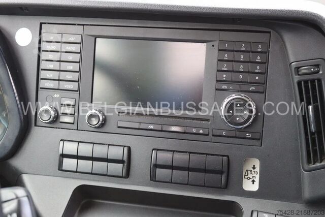 Motor coach Mercedes-Benz Tourismo 16RHD M/2 / New Model