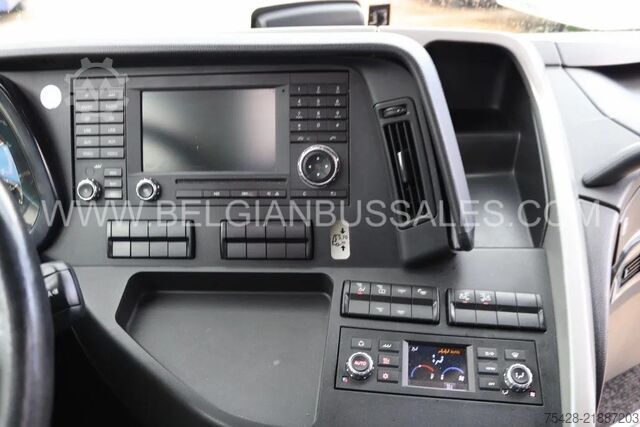 Motor coach Mercedes-Benz Tourismo 16RHD M/2 / New Model