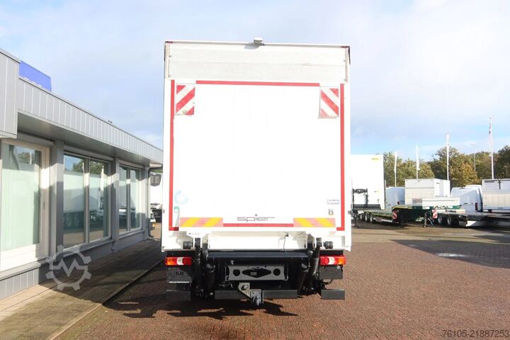 Box body Mercedes-Benz Atego 1223 1223 L  Bak + Klep Bar 3000 KG