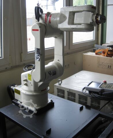 Industrial robot Yaskawa Motoman YR-SV3-J30