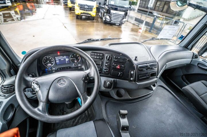 Koffer Mercedes-Benz ACTROS 1832-MP3+DHOLLANDIA 2.5T.