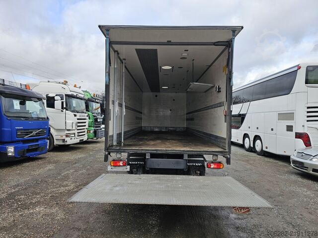 Box truck Volvo FL 240 4x2 14Tons Hebebühne Blatt/Luft