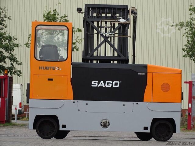 Four-way side loader Hubtex MQ50 - TRIPLEX - Batterie 2025