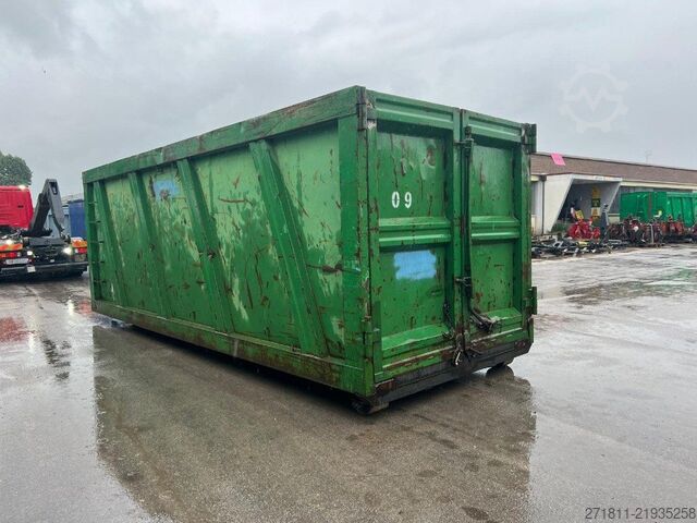 Roll-off container  CONTAINER SCARRABILE USATO A CIELO APERTO