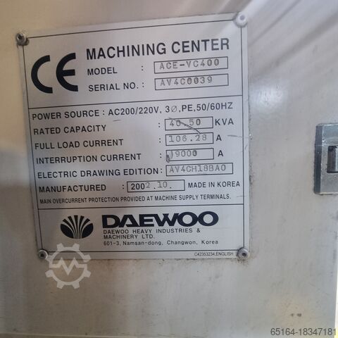 VERTIKALES BEARBEITUNGSZENTRUM DAEWOO VC400