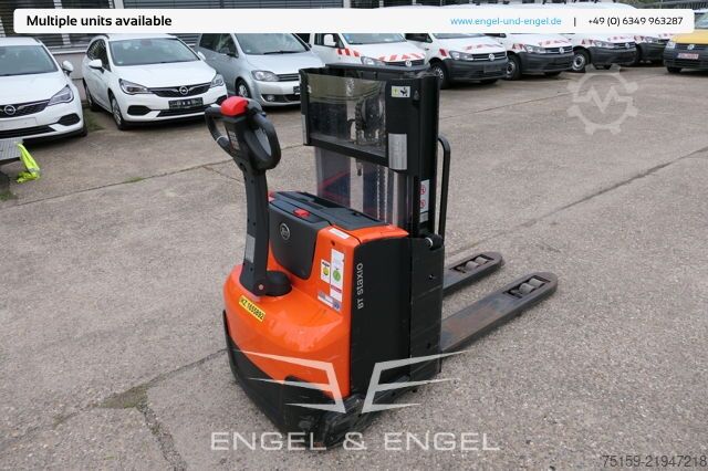 Hochhubwagen bt SWE 200D