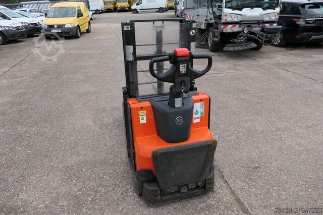 Hochhubwagen bt SWE 200D Batterie 16/2021