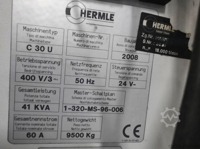 Vertikales Bearbeitungszentrum HERMLE C30U + ZM157 tooling magazine