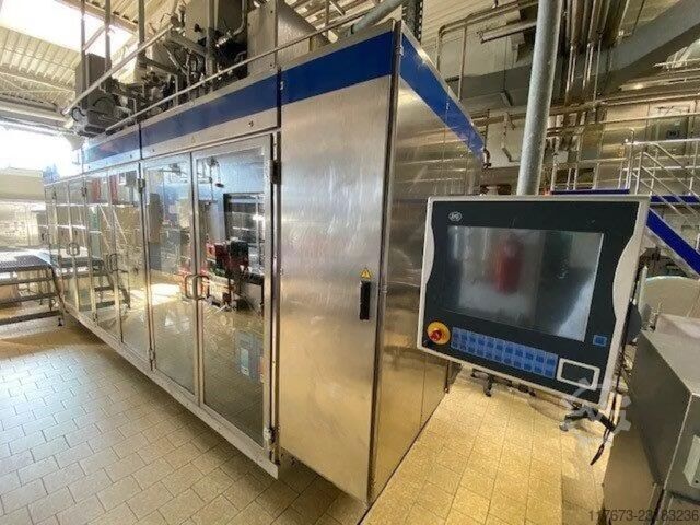Used SIG Comibloc fruit juice filling line 2004 - 5000 cartons/hour ECOLAB CFA406-32