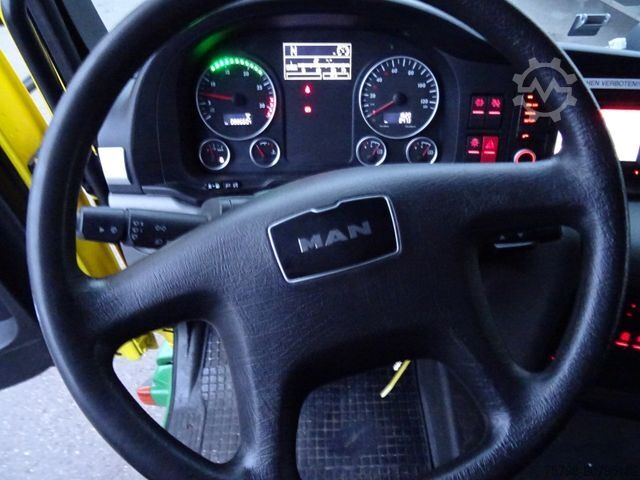 LKW mit Getränkeaufbau MAN 10.180/8.180 TGL*blatt/luft*Diff*Super Nutzlast!