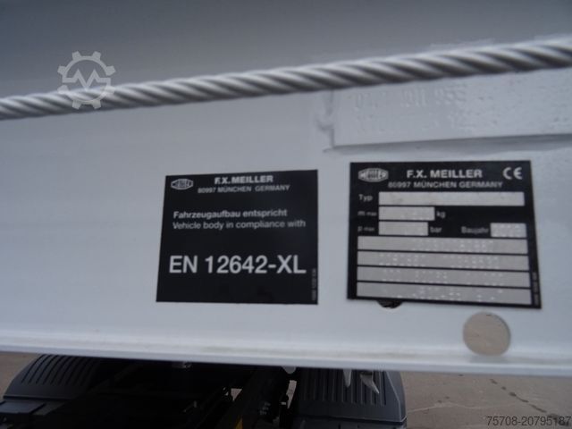 Three-way tipper van MERCEDES-BENZ 818 Atego*Meiller Kipper*2x AHK*Diff.*Neuzustand