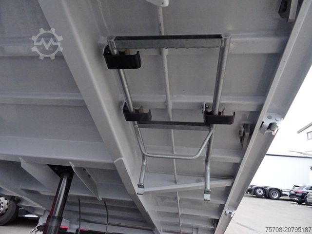 Three-way tipper van MERCEDES-BENZ 818 Atego*Meiller Kipper*2x AHK*Diff.*Neuzustand