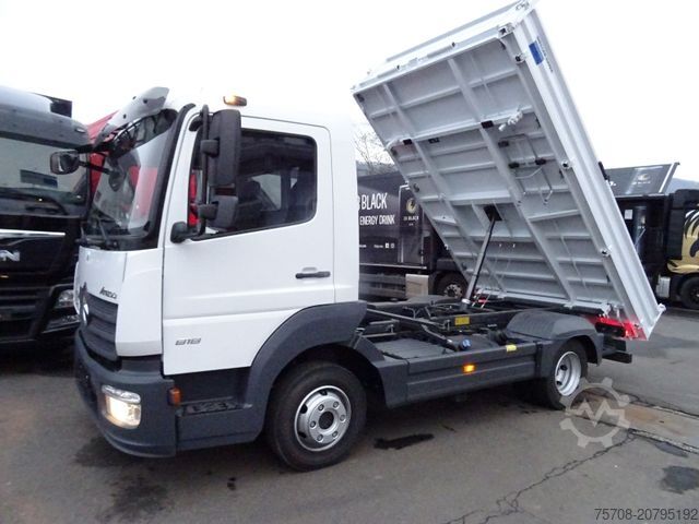 Three-way tipper van MERCEDES-BENZ 818 Atego*Meiller Kipper*2x AHK*Diff.*Neuzustand