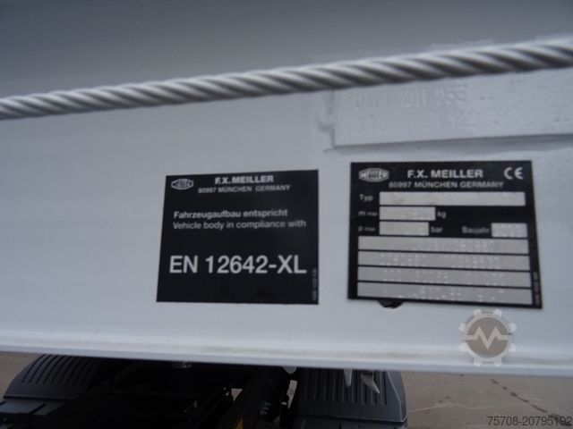 Three-way tipper van MERCEDES-BENZ 818 Atego*Meiller Kipper*2x AHK*Diff.*Neuzustand