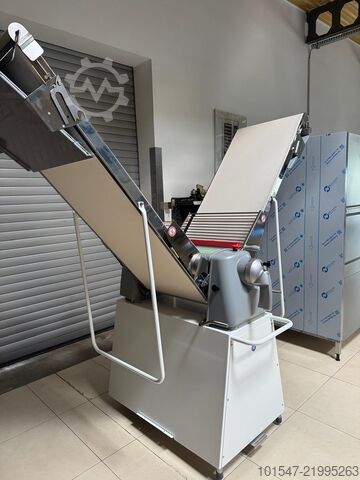 Semi-automatic dough sheeter Rondo SWL 640