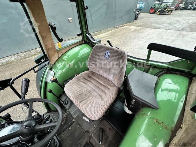 Traktor FENDT 250 SA 4x4 Fronthydraulik Rasenbereifung