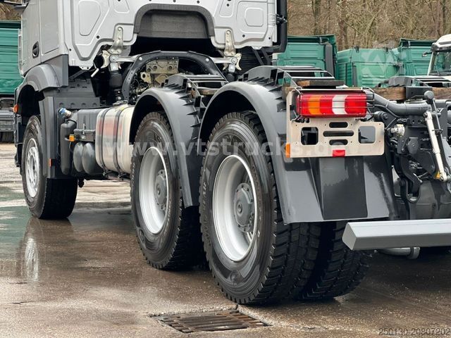 Truck chassis MERCEDES-BENZ Arocs 2653 K 6x4 Kipperfahrgestell *NEU*