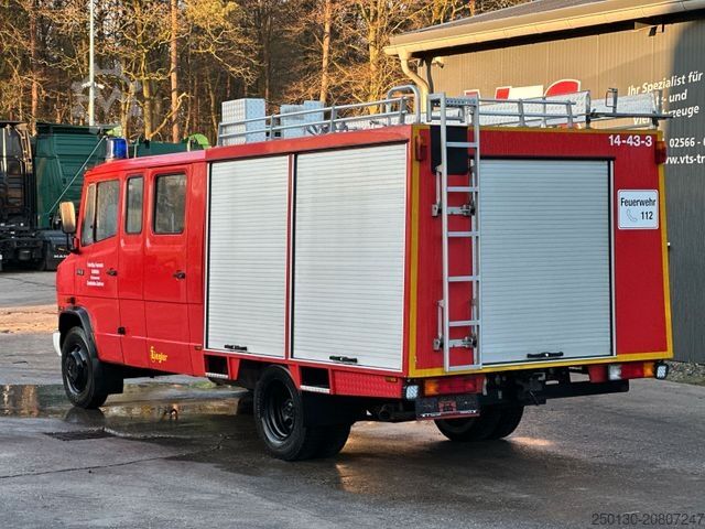 Customized van MERCEDES-BENZ 711 D 4x2 Feuerwehr