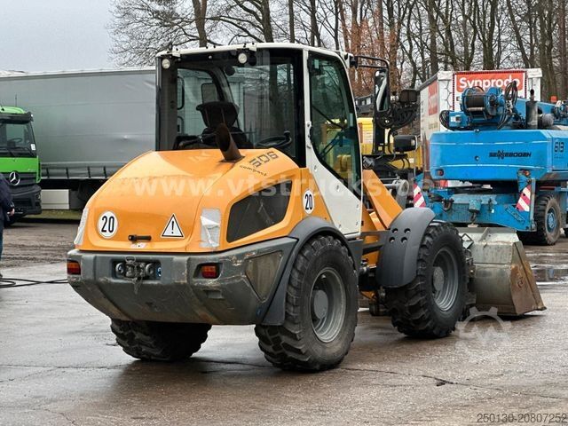 Radlader LIEBHERR L506C Schaufel/Palettengabel