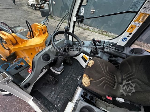 Radlader LIEBHERR L506C Schaufel/Palettengabel