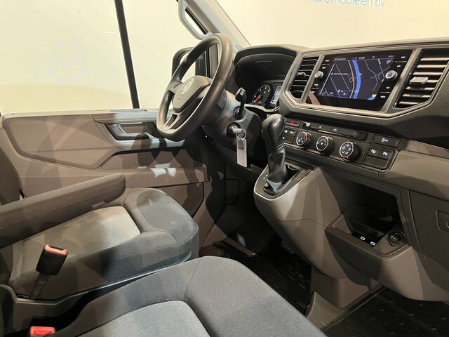 Panel van Volkswagen Crafter 35 2.0 TDI L3H3 140 PK Automaat / Euro ...