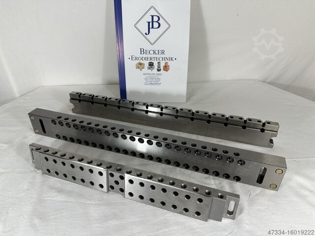Spannbalken zum spannen von Werkstücken mit Spannpratzen und Scheiben. Erowa, System 3R, Becker Erodiertechnik ER-021128, ER-017646,3R-239-545-9911-V01