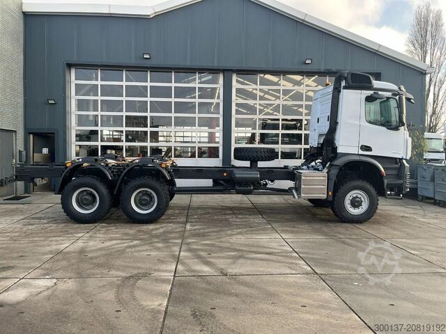 Chassis with cab Mercedes-Benz Arocs 3340 A 6x6 Chassis cabin
