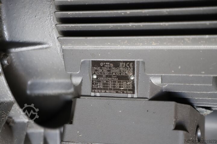 Vacuum pump Gebr. Becker GmbH Luftgeläse DN 100/ PN16