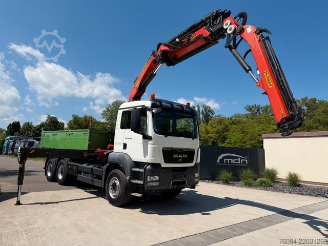 Tipper truck MAN TGS 33.440 6x4 KRAN 28m FUNK+Jib+Seilwinde 5./6.