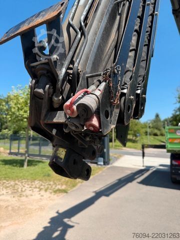 Tipper truck MAN TGS 33.440 6x4 KRAN 28m FUNK+Jib+Seilwinde 5./6.