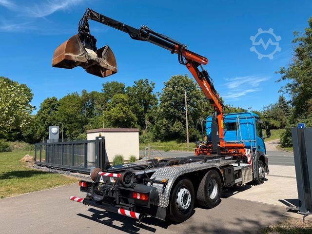 Roll-off tipper truck MERCEDES-BENZ Antos 2533 Abrollkipper KRAN FUNK lift/lenk