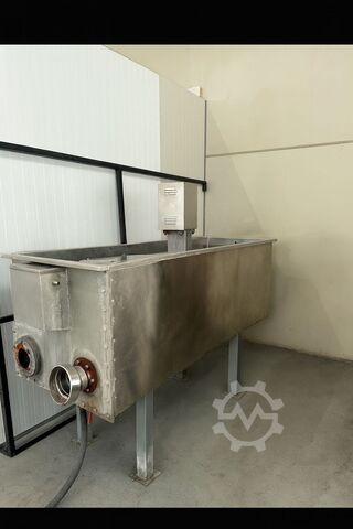 Complete TECMAT poultry slaughterhouse line Tecmat 300-500