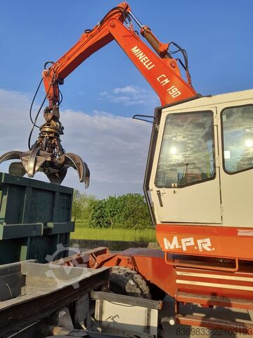 Self-propelled loader Minelli CM190