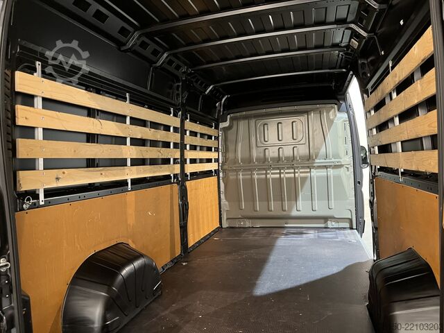 Panel van Peugeot Boxer 2.2 BlueHDi 140 PK L3H2 / Airco / Cruise ...