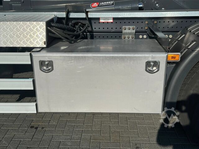 Hook arm system Scania R660 6X2 VDL S-21-6400 HAAKARM / ABROLLKIPPER/ ...