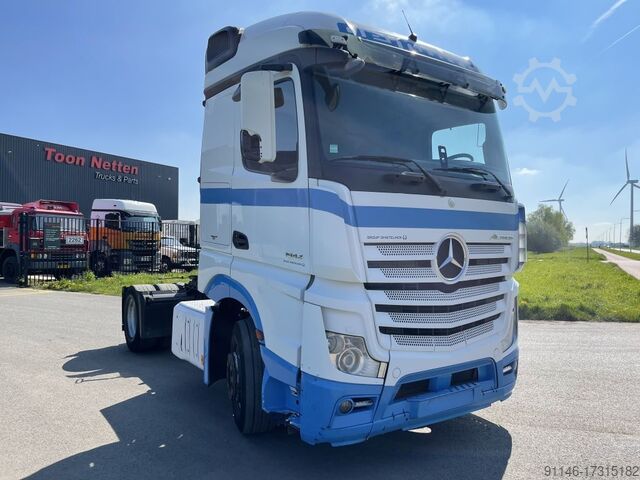 Standard-SZM Mercedes-Benz Actros 1942