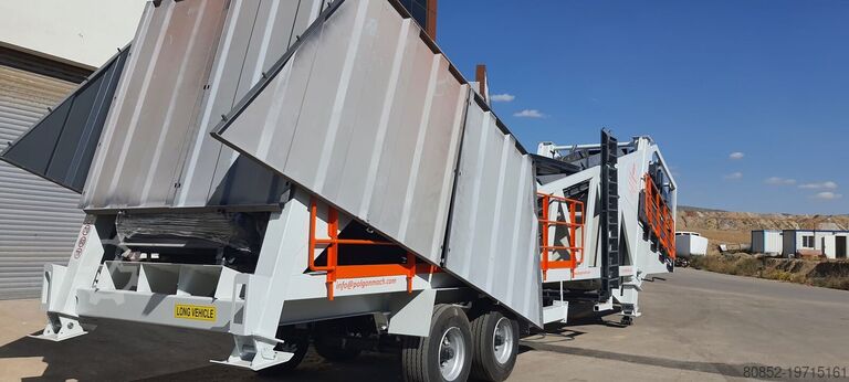 Concrete mixing plant Polygonmach mobile batching plant self ereted-real mobile-n...