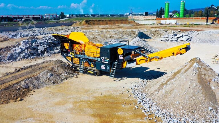 Zerkleinerungseinheit FABO Mobile Brechanlage Mobile Brechanlage | Brecher 300 TPH