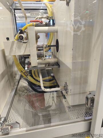 Injection molding machine KraussMaffei 150-520 C2