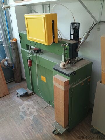 Furnierzusammensetzmaschine Kuper FWJ 900