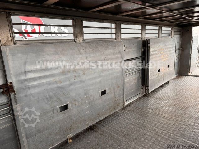 Horse transport trailer  Stehmann 1.Stock Viehanhänger Bj.2013