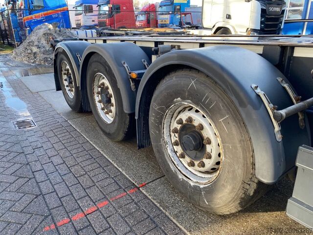 Container transport Renders Euro 800 3DFCST 45FT / 1x Lift Axle / 2x Extend...