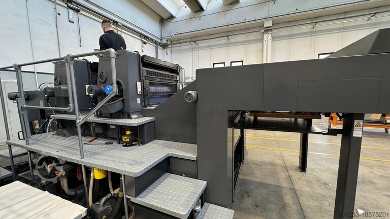 Bogenoffset Heidelberg SM102-2 colori P
