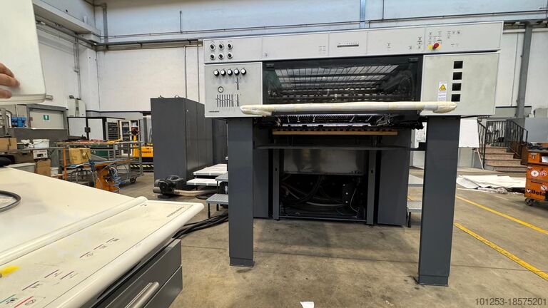 Bogenoffset Heidelberg SM102-2 colori P