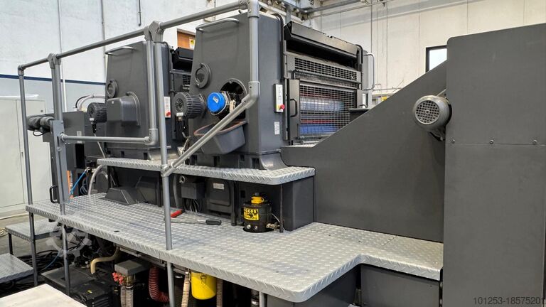 Bogenoffset Heidelberg SM102-2 colori P