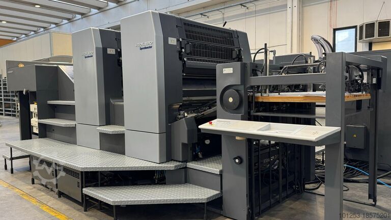 Bogenoffset Heidelberg SM102-2 colori P