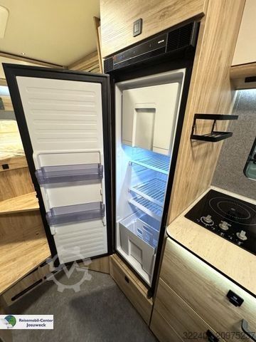 Semi-integrated camper EURAMOBIL Xtura 686 EF Timberline Dieselheizung