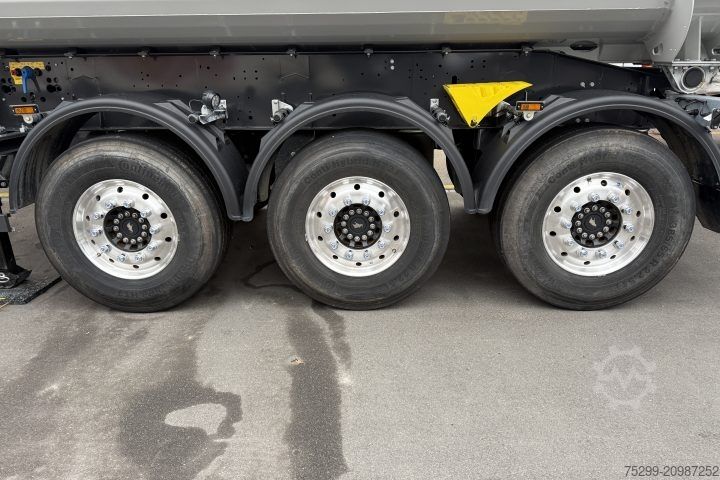 Kipper Auflieger Schmitz Cargobull SKI 24 Kippauflieger