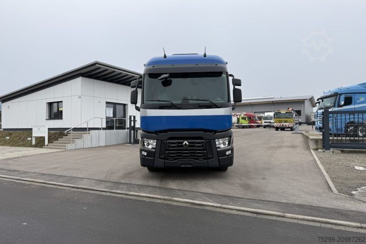 Standard tractor unit Renault T430 4x2 / Swiss-Vehicle