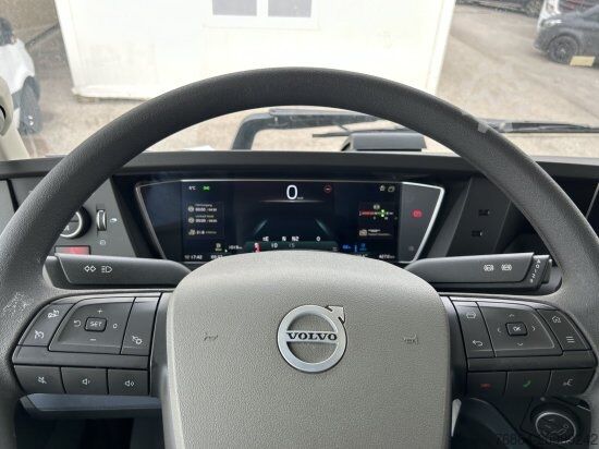 Flatbed truck VOLVO FH 500 6X2 EURO6, RETARDER, PRITSCHE, PALFINGER PK22002-EH